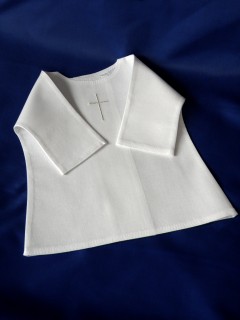Haftowana szatka do chrztu - koszulka