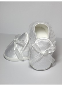 Atłasowe buciki z kokardką