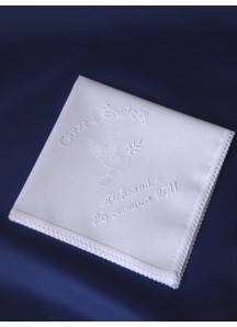 Haftowana szatka do chrztu - chusteczka [4]