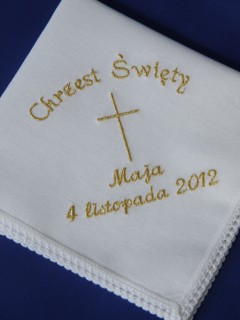 Haftowana szatka do chrztu - chusteczka [5]