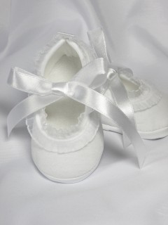 Białe pantofelki