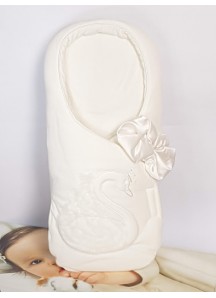 Welurowy becik Jaśmina z wyjmowaną wkładką z kokosa